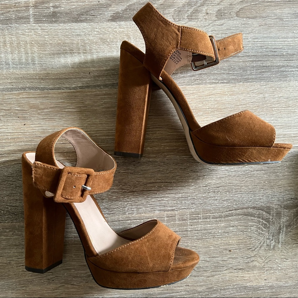 Mix no 6 tan shade heels